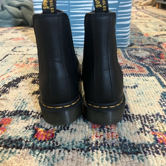 Doc Marten Chelsea Boot 2976 - Picture 5 of 7